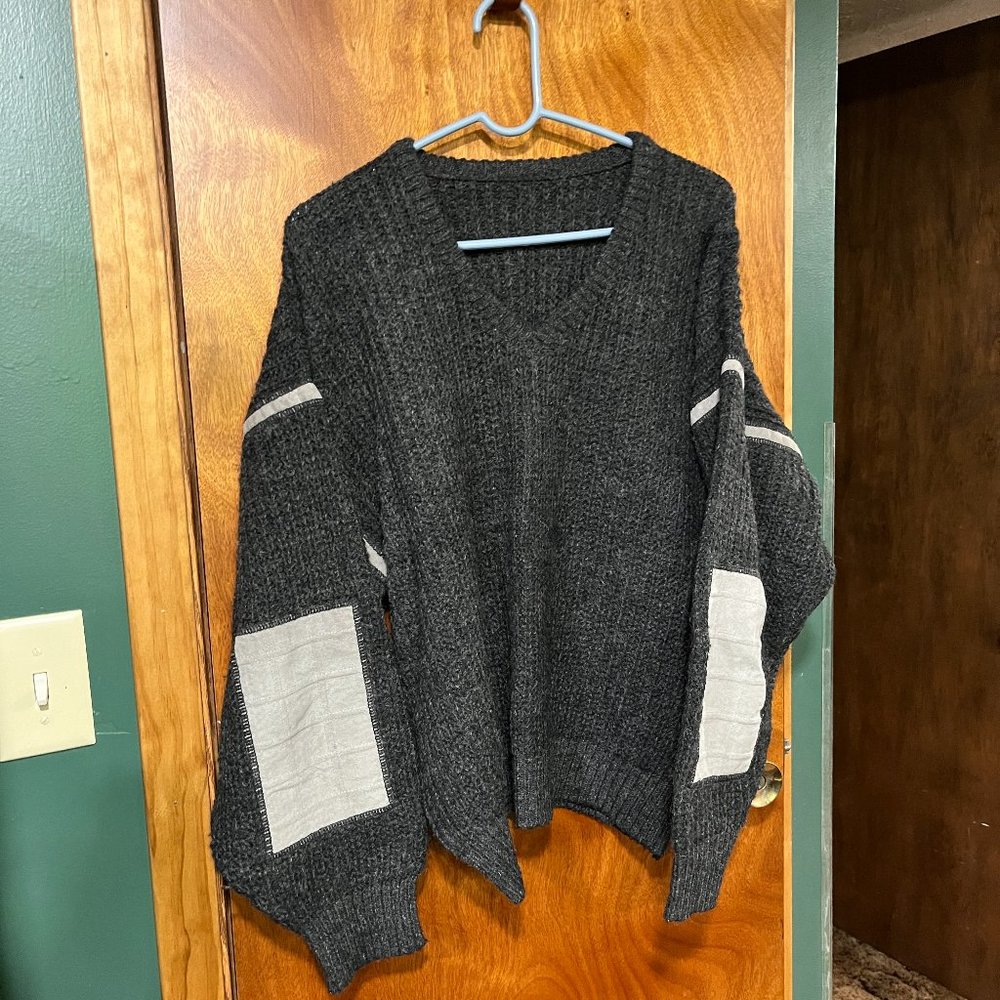 Men's pullover sweater
